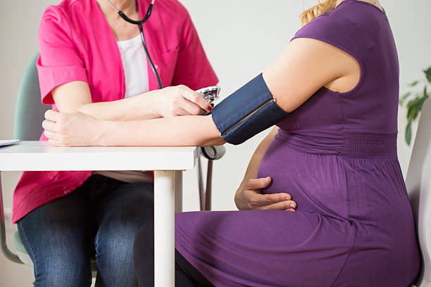 ضغط الدم أثناء الحمل | وكيفية التعامل مع ارتفاعه أو انخفاضه