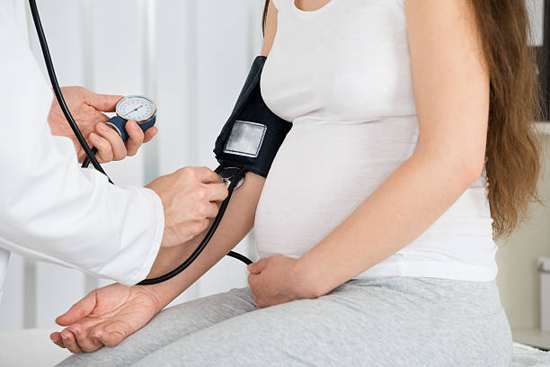 ضغط الدم أثناء الحمل | وكيفية التعامل مع ارتفاعه أو انخفاضه