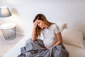 القلق أثناء الحمل وآثار القلق على الجنين